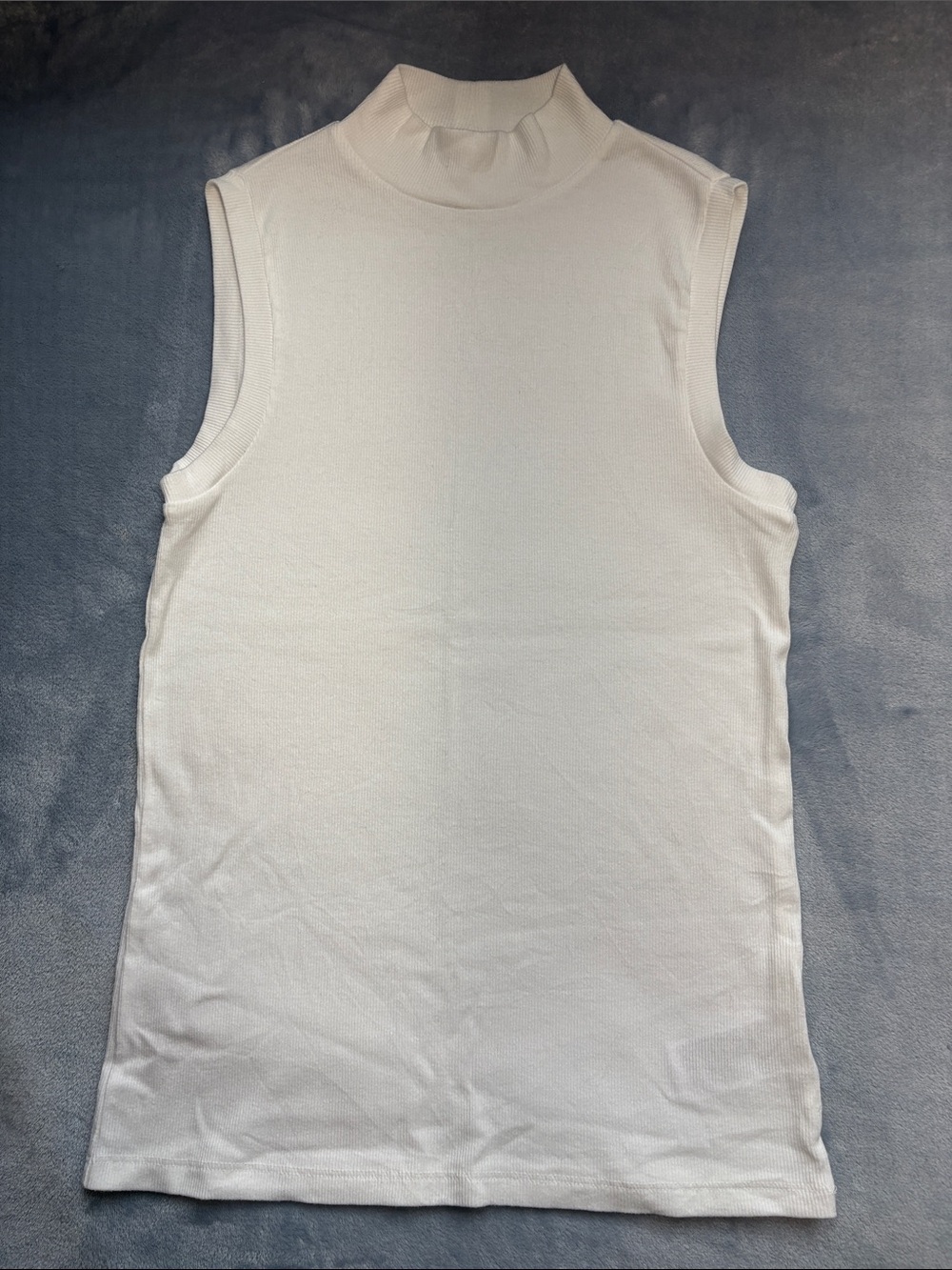 GAP Sleeveless Mock Neck Tank Top - White